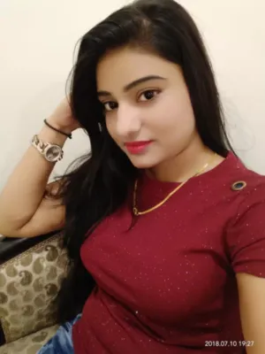 Call Girl Abhilasha Gurgaon Sector 44 Myself Low Price