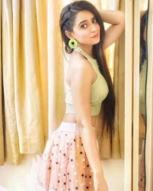 Call Girl Yukti Delhi Cantonment Genuine Young