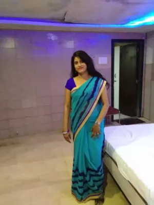 Call Girl Shalini Noida Sector 74 Cheap Price And Genuine