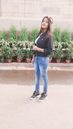 Shastri Nagar Call Me Low Price Genuine