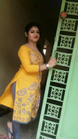 Genuine Low Price Call Girl Yukti South Ex