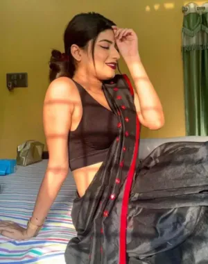 Myself Low Price Call Girl Jasleen Noida Sector 32
